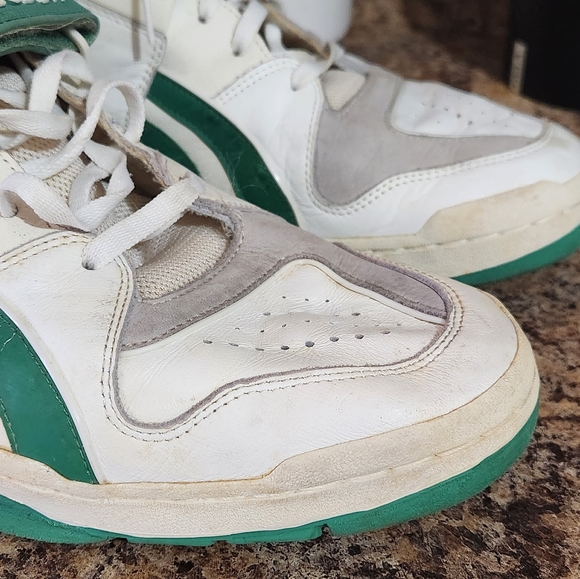 Original 1980s REEBOK COMMITMENT HIGH TOP SNEAKERS. - Picture 14 of 16